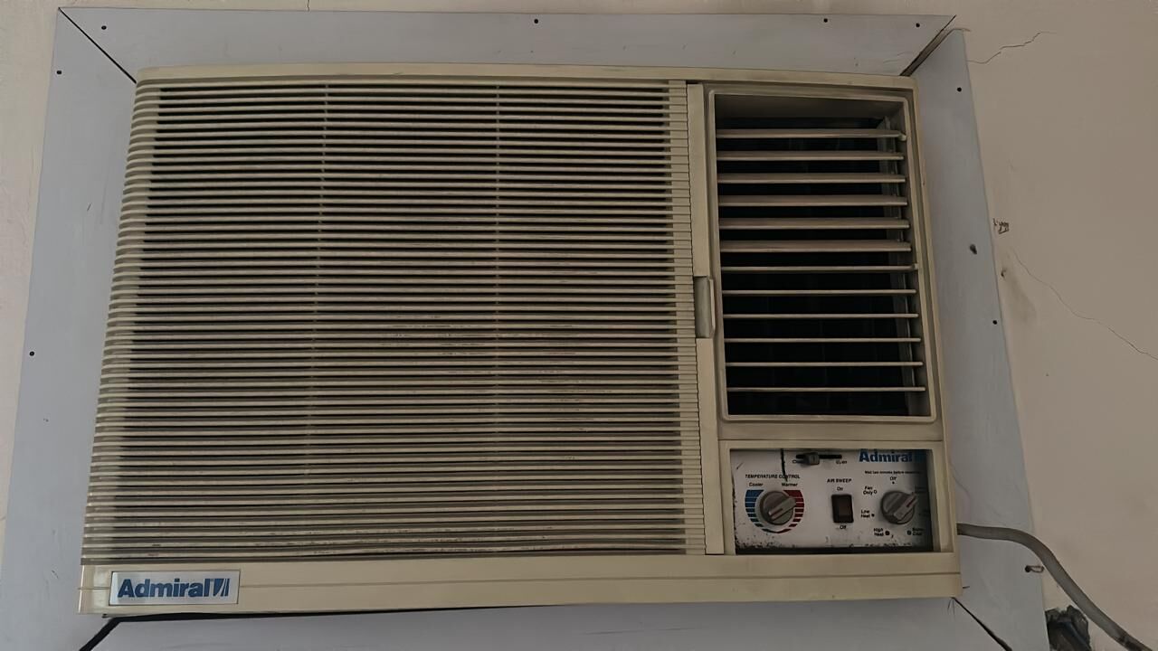 Al Malaz, Household Items, SAR 2150,  AC, Refrigerator, Cot, Mattress, Gas Cylinder, Stove, Almirah, Table And Utentsials