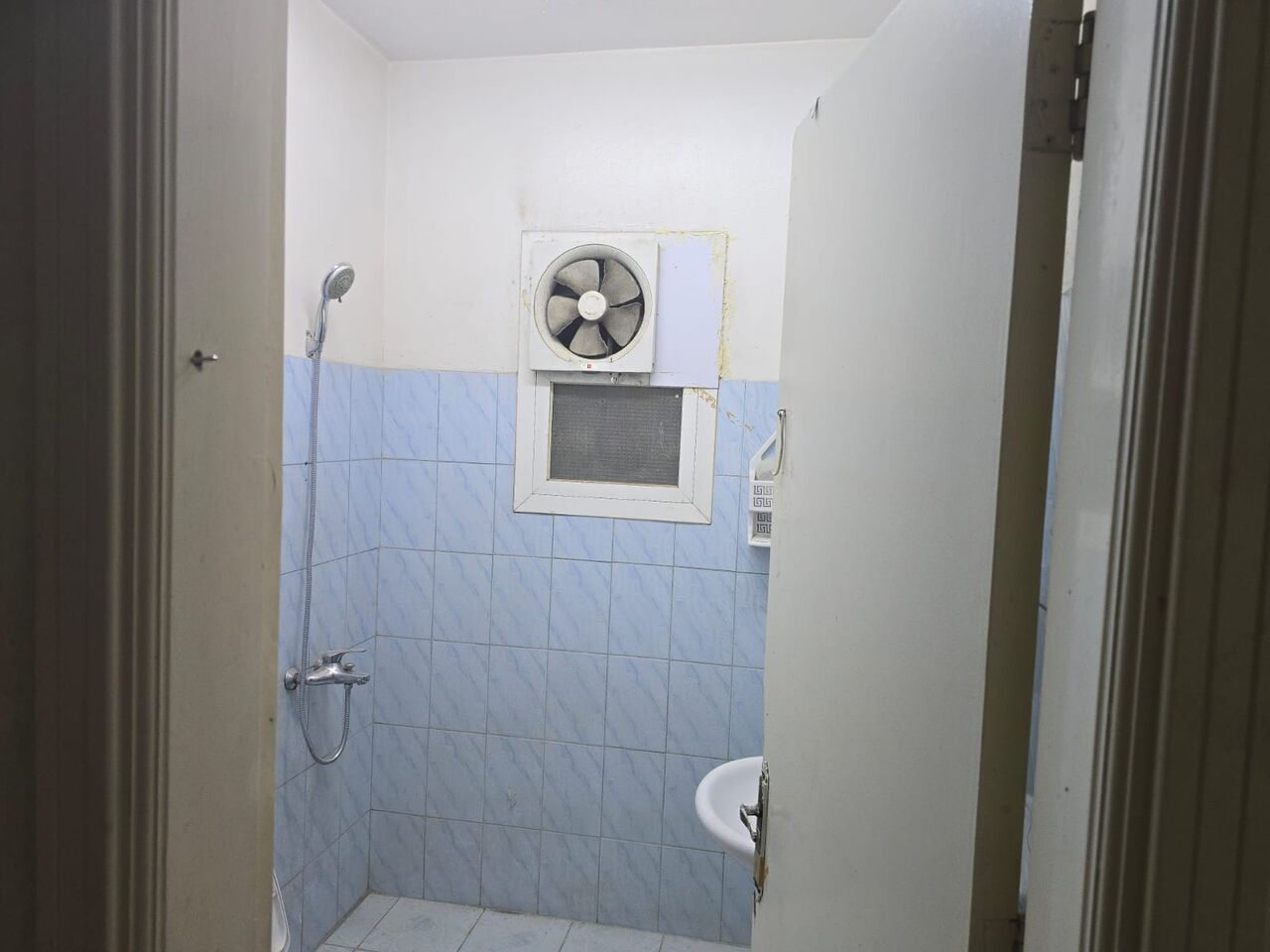Riyadh, Rooms for Rent, SAR 2500/month,  Furnished,  2 Room For Rent With Kitchen And Washroom
