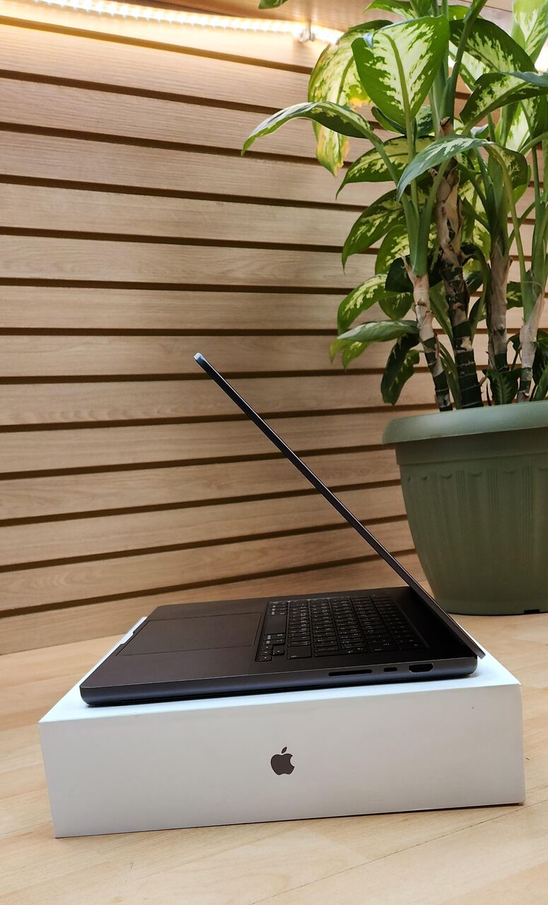 Olaya, Computers, SAR 9799,  MacBook Pro M4 Max 16&rdquo; 2024 36/1TB CPU:14 CORE GPU:32CORE BC:75(98%)