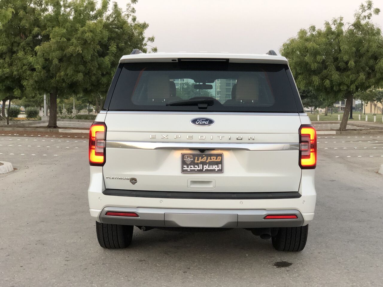 Jubail, Vehicles, Cars & Trucks , SAR 248000,  2024 Expedition Platinum (Full Option), 15,000 Km, GCC Spec, Warranty Valid Until 2030.,  2024,  –تحديد–,  15000 KM,  Jubail Down Town Carshowroom Area