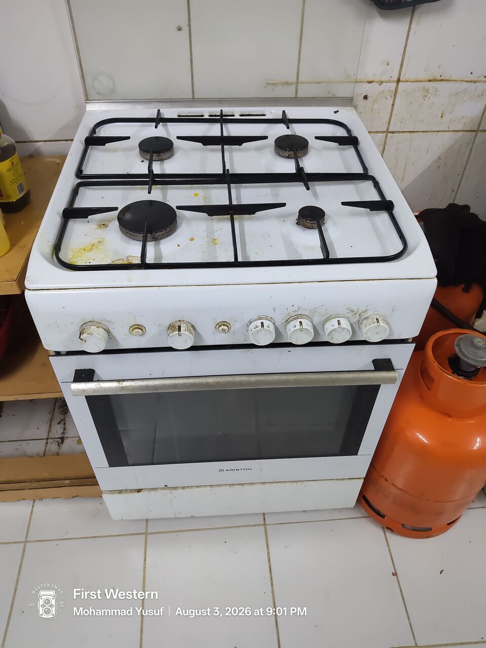 Jeddah, Appliances, SAR 750,  Ariston 4 Burner Stove With Oven