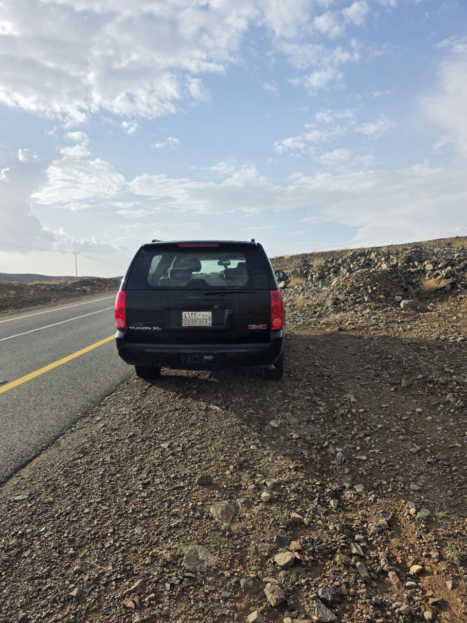 Abha, Vehicles, Cars & Trucks , SAR 46000,  Gmc Yukon XL,  2013,  Automatic,  155000 KM,  Well Maintained Suv Very Low Kilometers Run