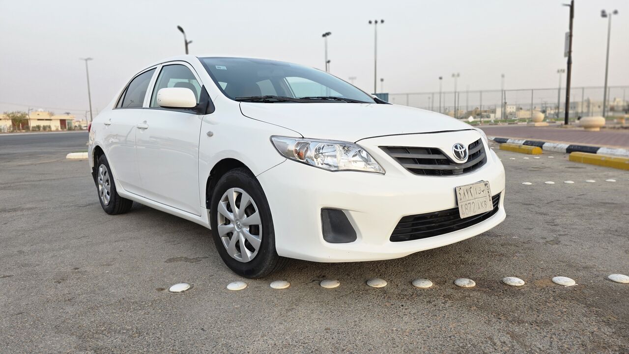 Riyadh, Vehicles, Cars & Trucks , SAR 24000,  Toyota Corolla XLi,  2013,  Automatic,  526347 KM,     For Sale
