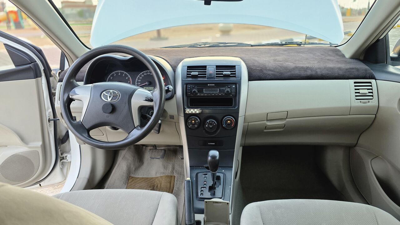 Riyadh, Vehicles, Cars & Trucks , SAR 24000,  Toyota Corolla XLi,  2013,  Automatic,  526347 KM,     For Sale