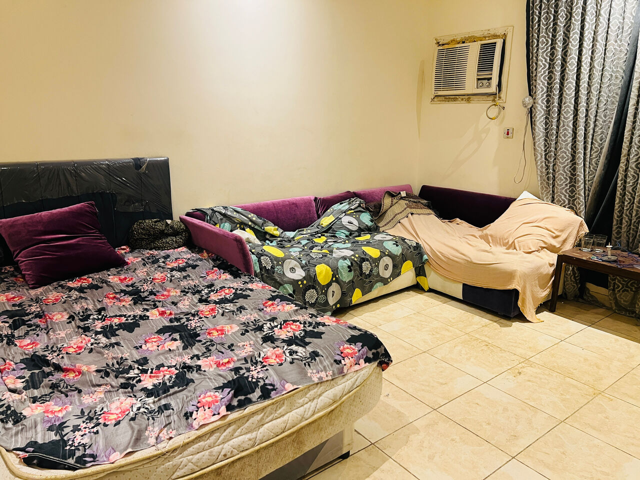 Jeddah, Roommates, SAR 1200/month,  Sharing Flat Excutive Room Available With Full Furnish