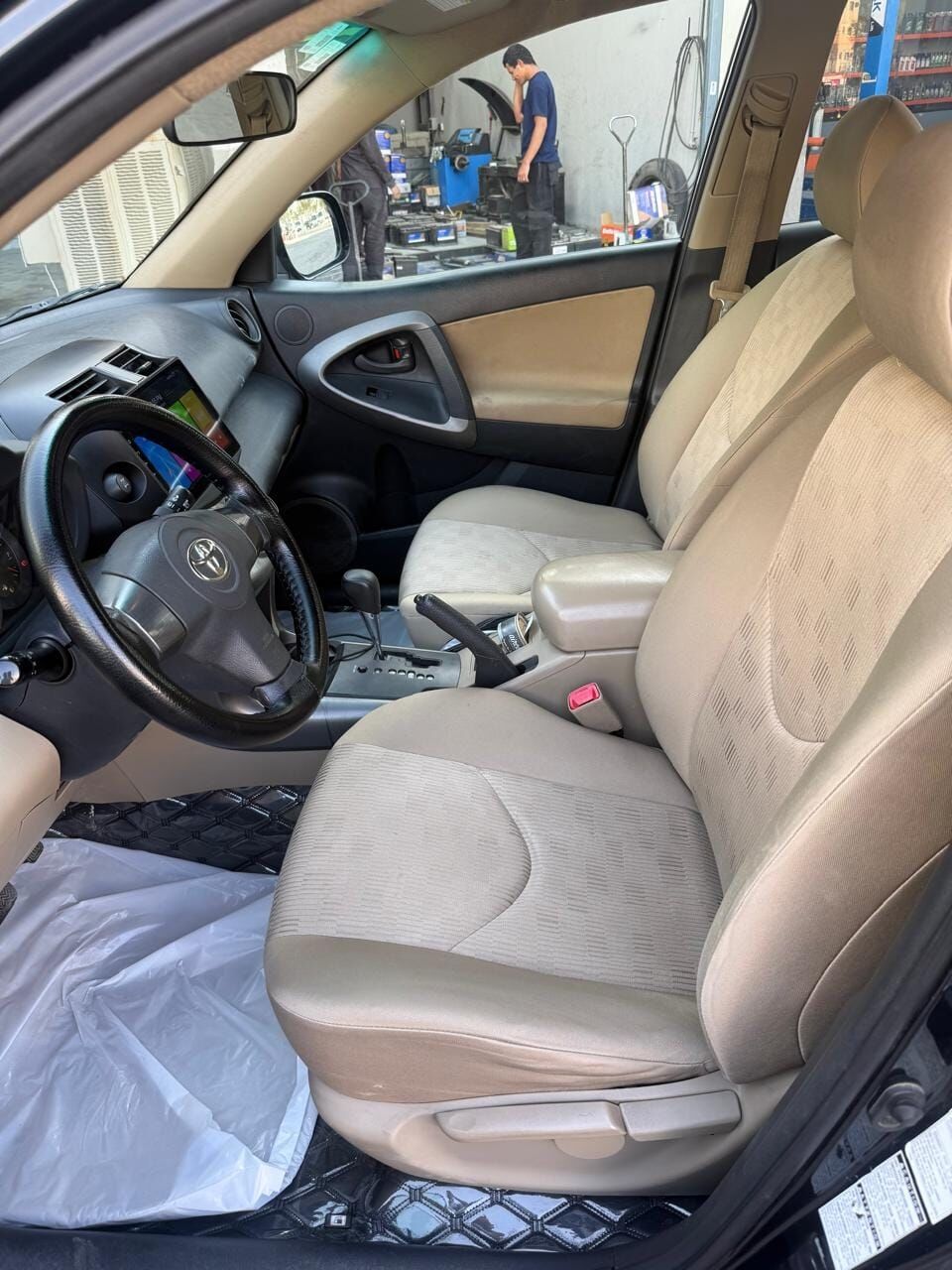Umm Al Hamam, Vehicles, Cars & Trucks , SAR 29000,  Toyota RAV4,  2011,  Automatic,  237000 KM,