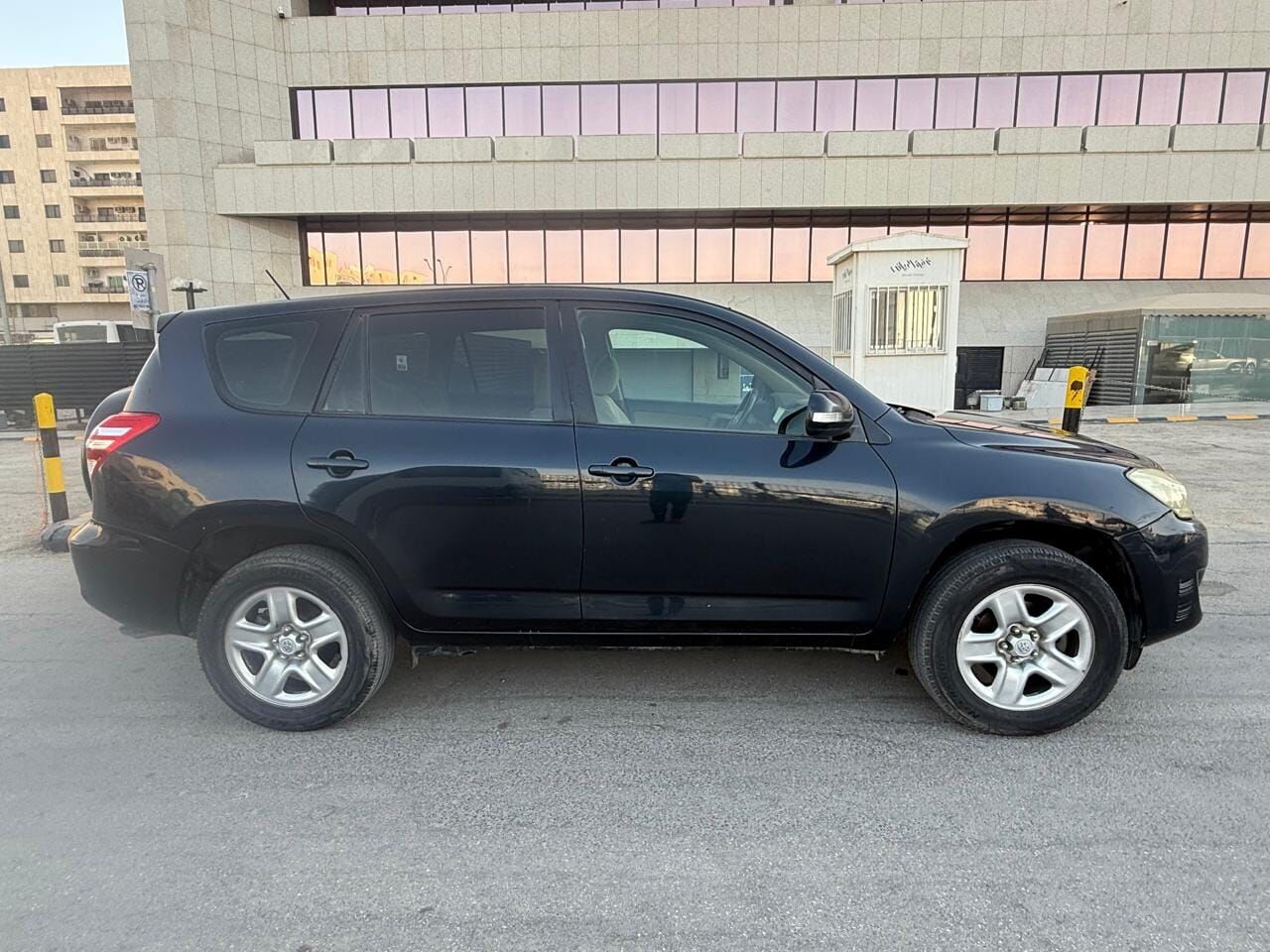 Umm Al Hamam, Vehicles, Cars & Trucks , SAR 29000,  Toyota RAV4,  2011,  Automatic,  237000 KM,