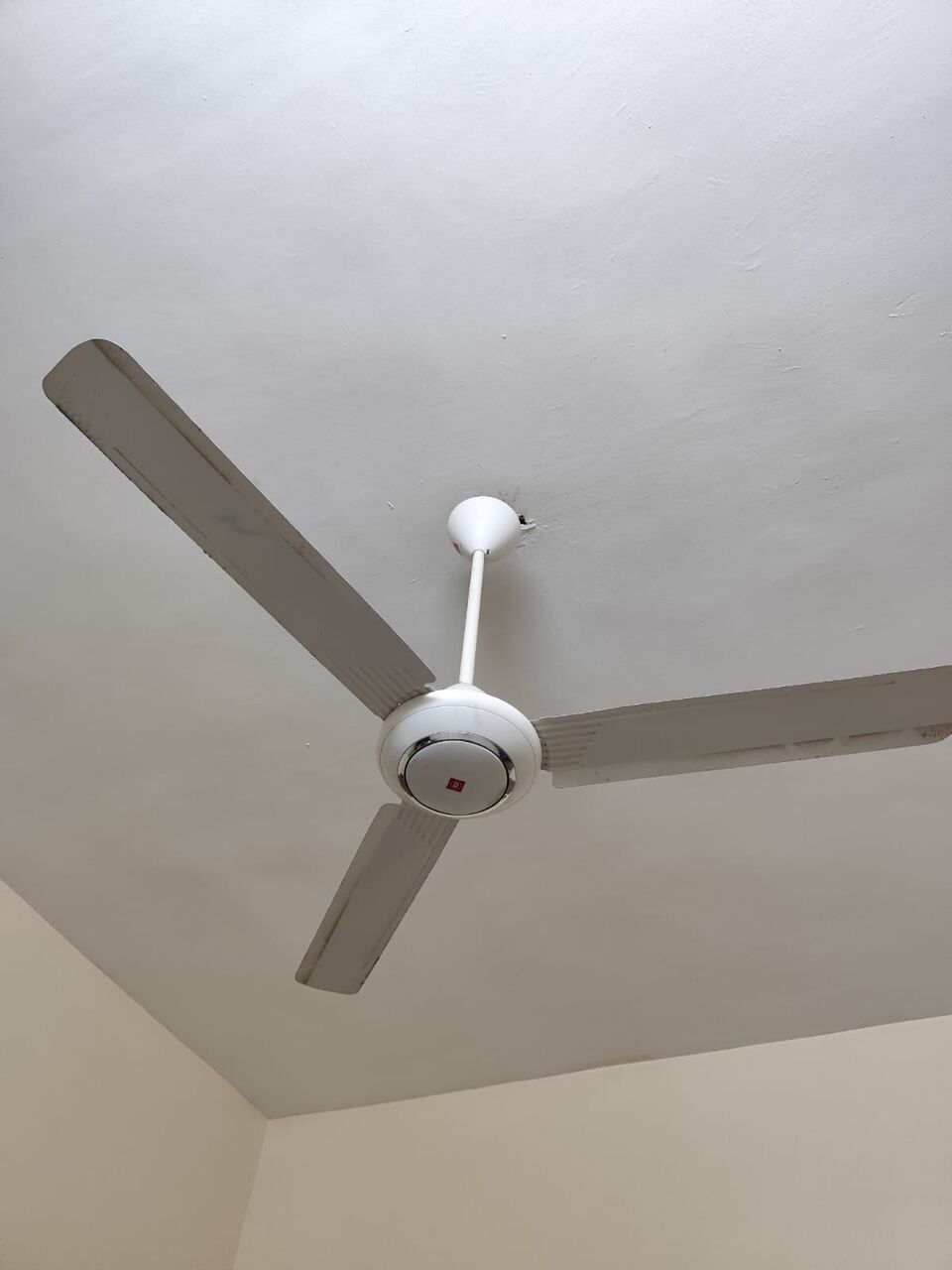Jizan, Appliances, SAR 1,  SOFA -7 SEATER WITH FREE FREE CEILING FAN