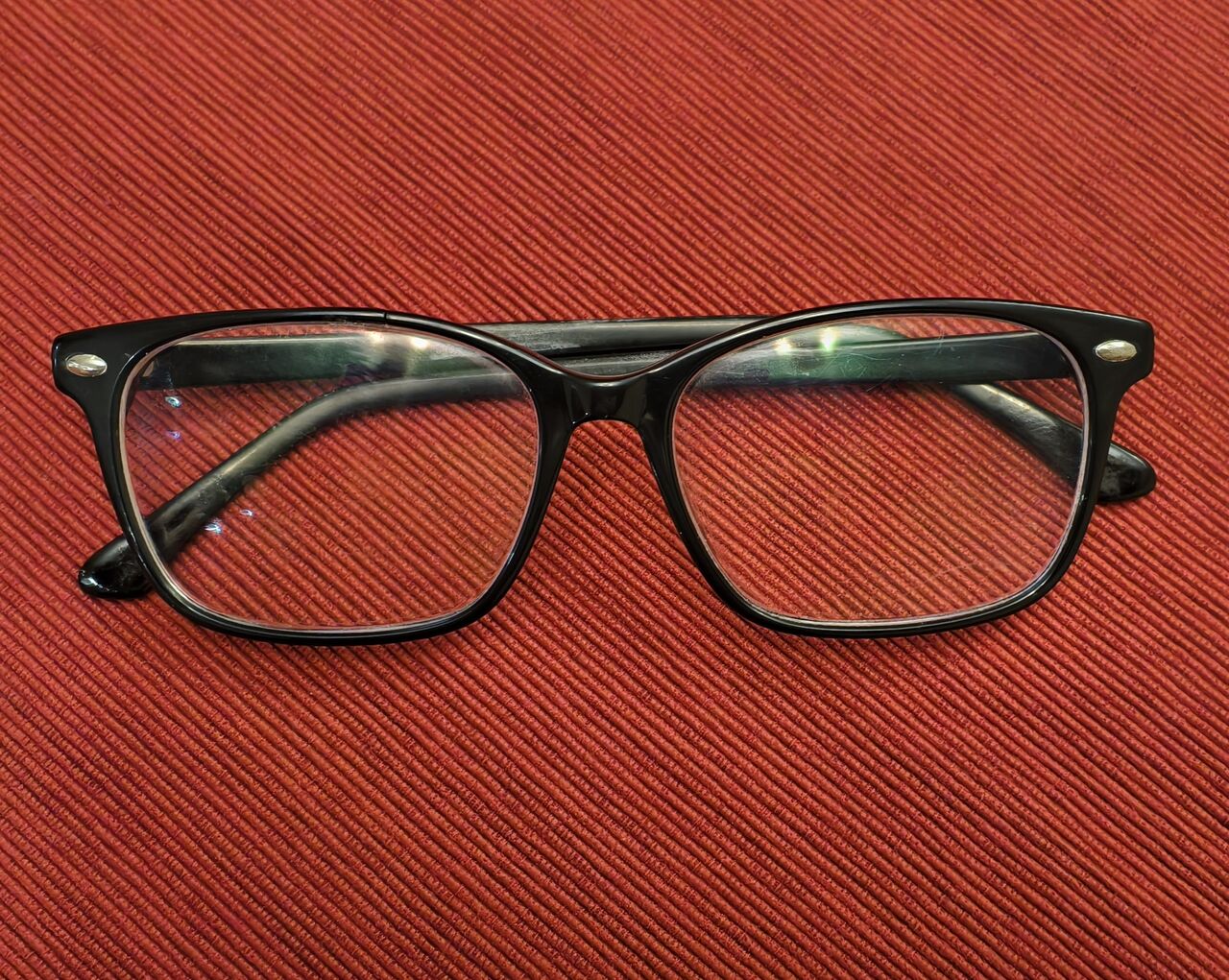 Jubail, Health & Beauty Items, SAR 120,  For Sale: Black Glasses Myopia (Nearsightedness) -1.50  Good Condition (Al Jubail)