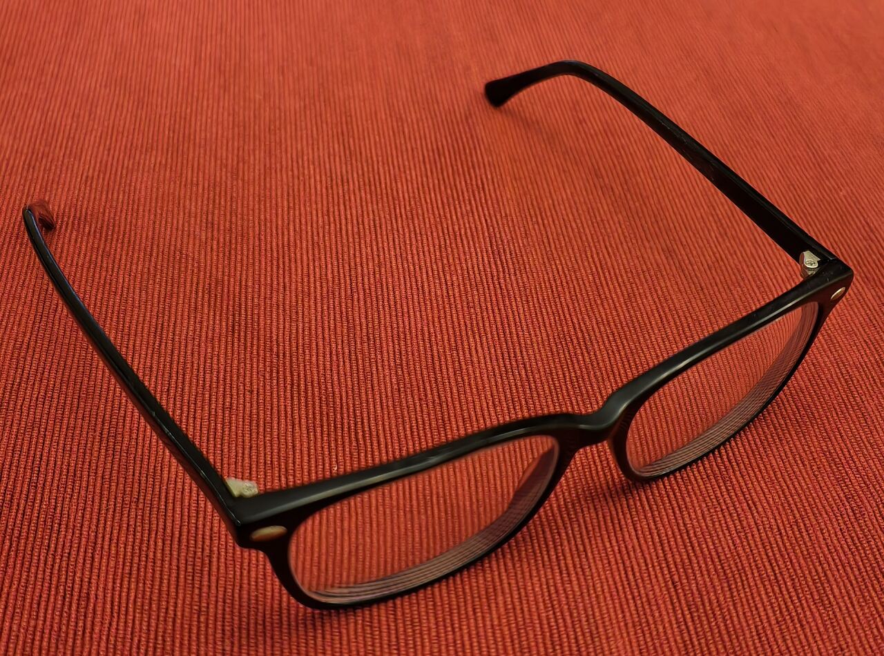 Jubail, Health & Beauty Items, SAR 120,  For Sale: Black Glasses Myopia (Nearsightedness) -1.50  Good Condition (Al Jubail)