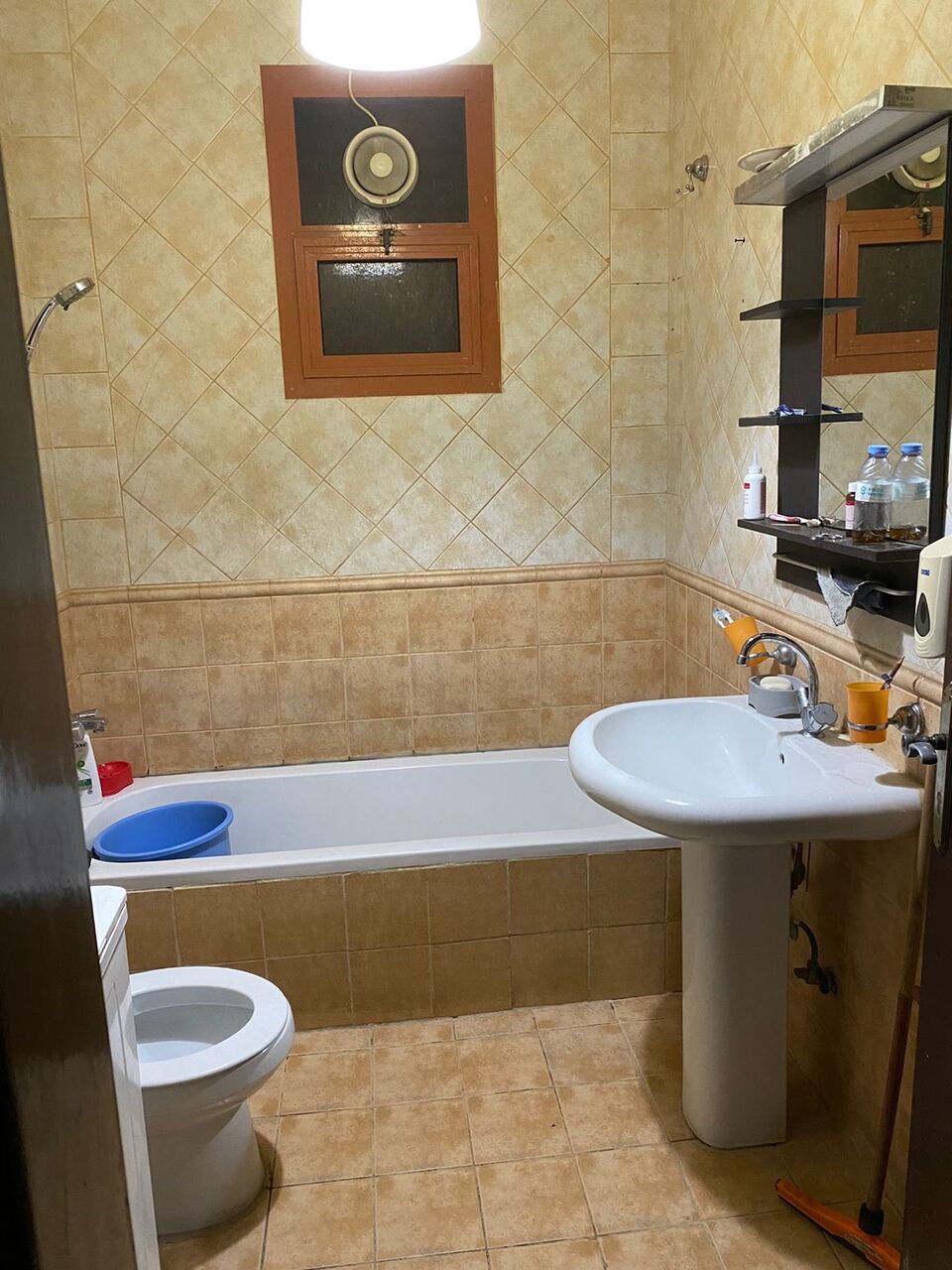 Riyadh, Apartments, Flats, Houses & Villas, SAR 130/day,  Room For Rent, For 2, 3 Days Or A Week, For Family Or Executive Bachelor.