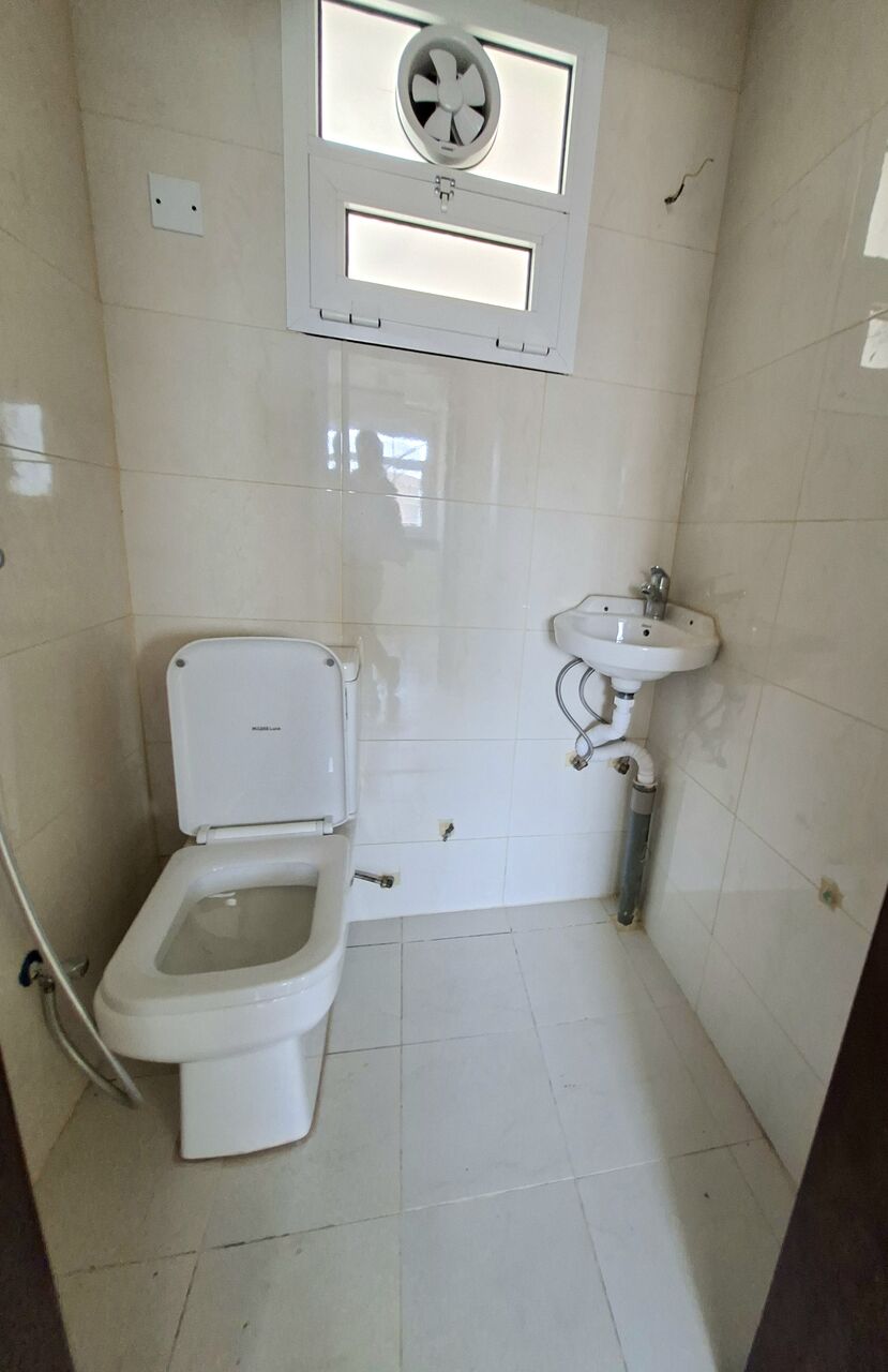 Mahooz, Apartments, Flats, Houses & Villas, BHD 270/month,  2 BR,  Semi Furnished Family 2 BHK With Ewa In Mahooz,Parking,Neat & Clean Flat @ 35547951