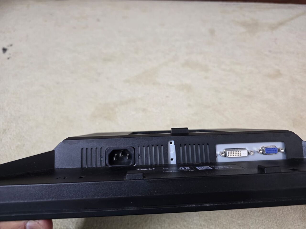 Riffa, Computers, BHD 12,  Dell + Acer Cheap Monitors For Sale