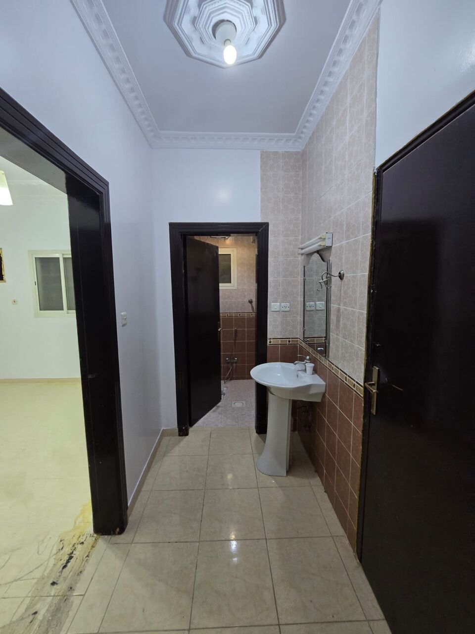 Al Rawdah, Apartments, Flats, Houses & Villas, SAR 27000/year,  3 BR,  Family Apartment First Floor With 3 Beadrooms 2bath Kitchen And Hall