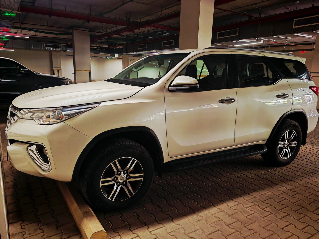 Riyadh, Vehicles, Cars & Trucks , SAR 95000,  Toyota Fortuner 2019 V6 4x4,  2019,  Automatic,  98000 KM,
