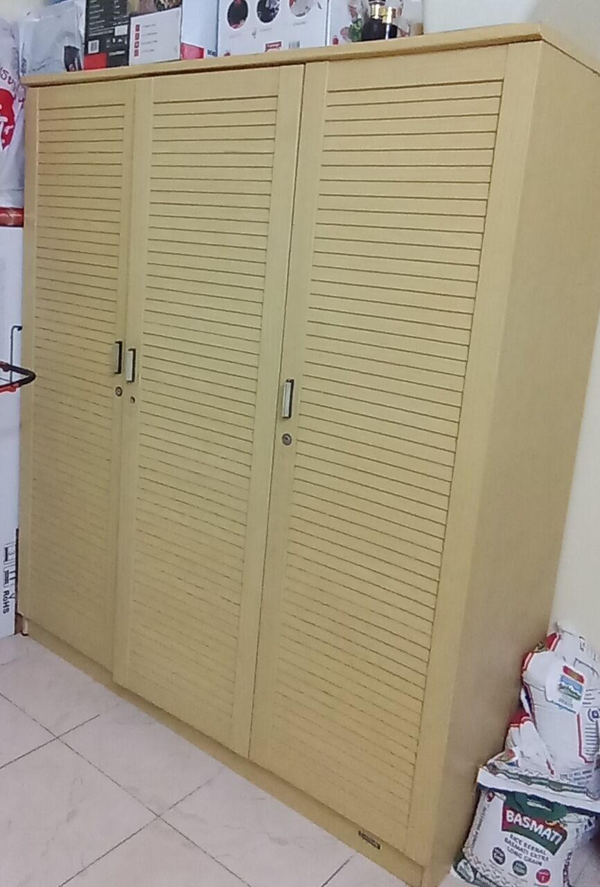 Jeddah, Furniture, SAR 400,  3 Door Cupboard Urgent Sale