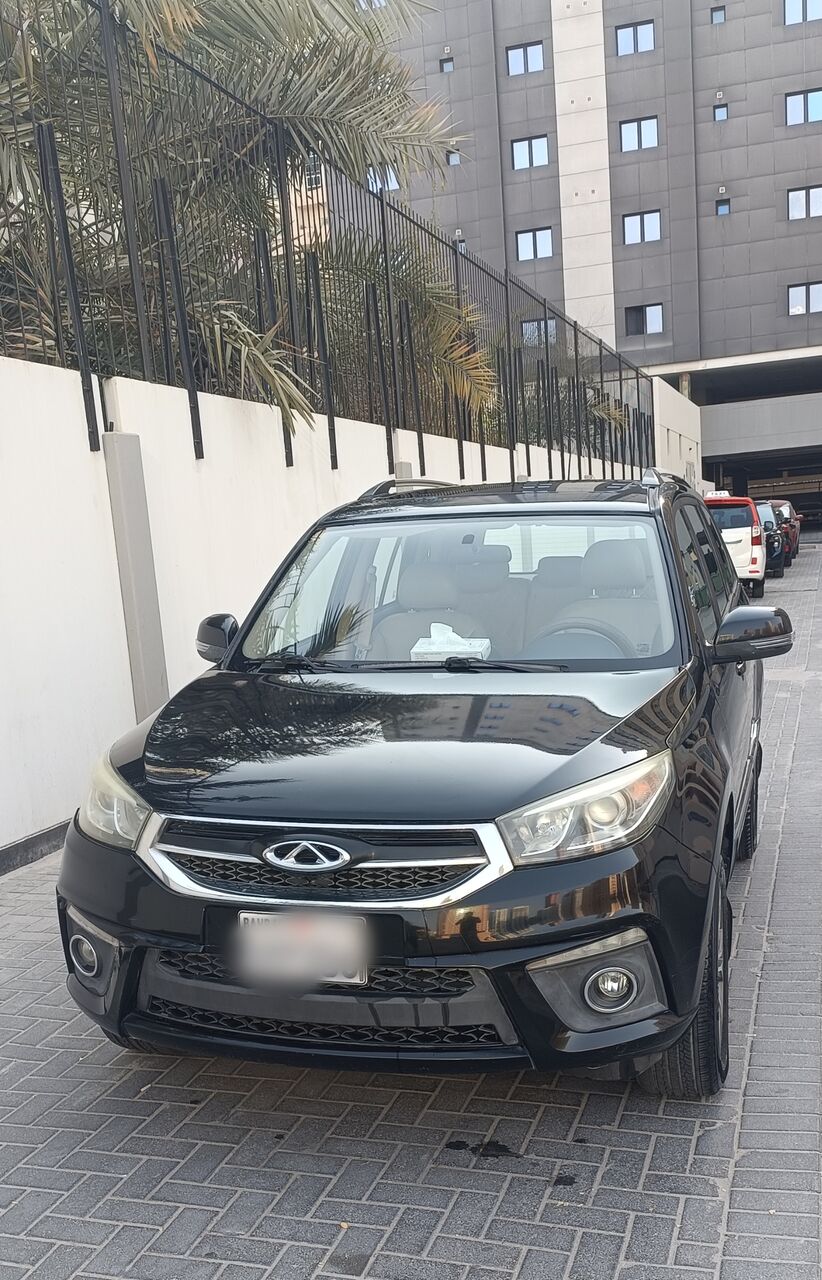 Juffair, Vehicles, Cars & Trucks , BHD 850,  Chery Tiggo 3,  2016,  Automatic,  1 KM,  I Sell Emergency Because I Live Bahrain