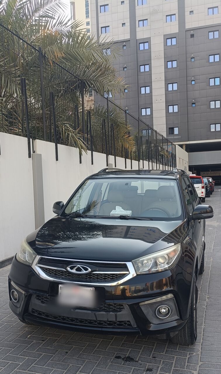 Juffair, Vehicles, Cars & Trucks , BHD 850,  Chery Tiggo 3,  2016,  Automatic,  1 KM,  I Sell Emergency Because I Live Bahrain