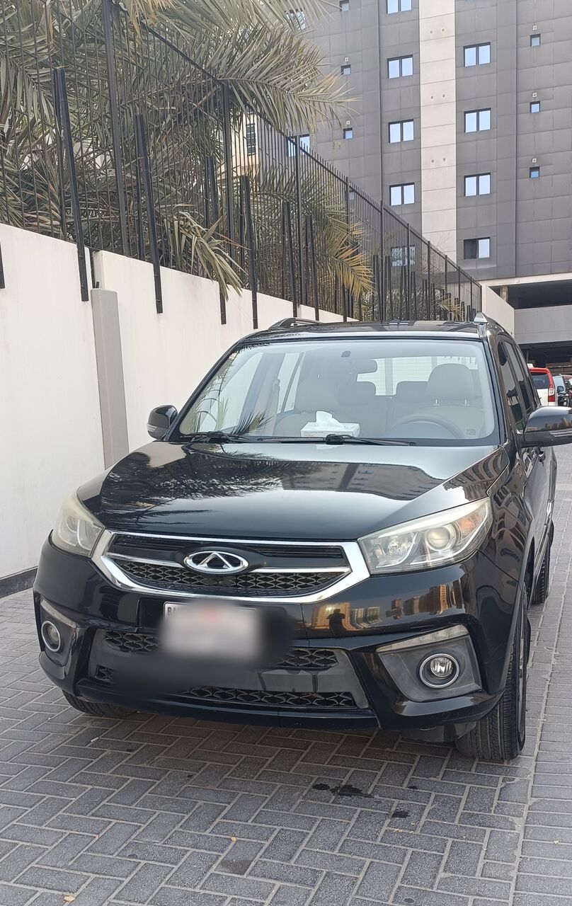 Juffair, Vehicles, Cars & Trucks , BHD 850,  Chery Tiggo 3,  2016,  Automatic,  1 KM,  I Sell Emergency Because I Live Bahrain