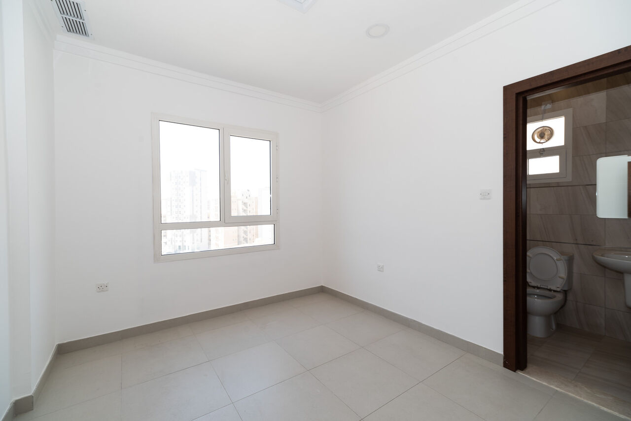 Salmiya, Apartments, Flats, Houses & Villas, KWD 330/month,  2 BR,  Salmiya &ndash; Small, Unfurnished Two Bedroom Apartment