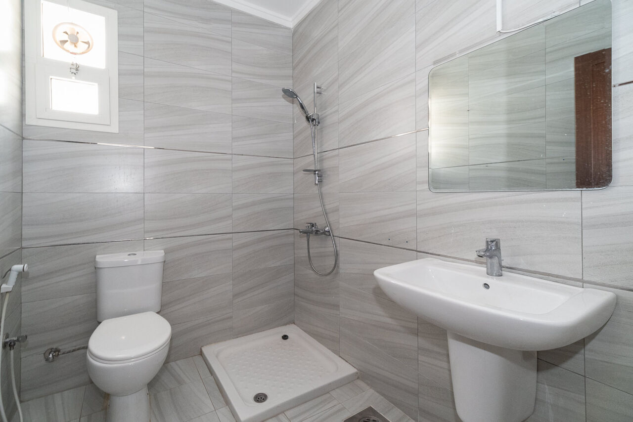 Salmiya, Apartments, Flats, Houses & Villas, KWD 330/month,  2 BR,  Salmiya &ndash; Small, Unfurnished Two Bedroom Apartment