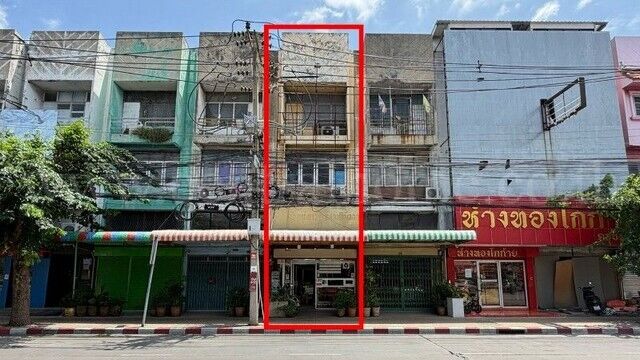 Bangkok, Real Estate For Sale, THB 7990000,  2 BR,  16 Sq. Feet,  Commercial Building Next To Songprapa (at The Entrance Of Soi Songprapa 6), Only 800