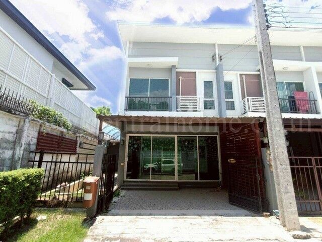 Bangkok, Villas, THB 11000,  27 Sq. Feet,  Townhome For Rent, Supalai Bella Kingkaew - Srinakarin, Back Corner, Ready To Move In.