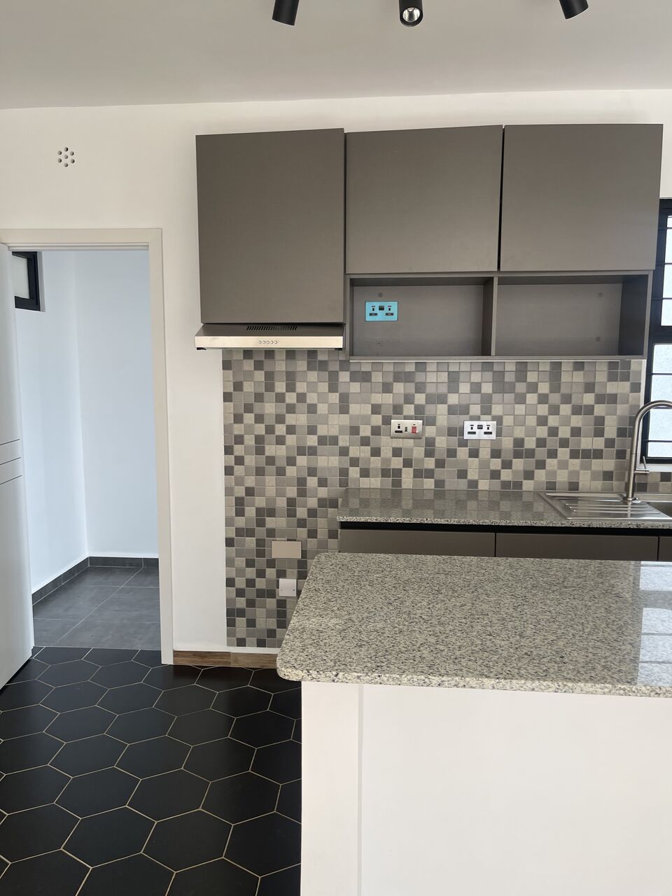 Nairobi, Apartments, Flats, Houses & Villas, KES 58950/month,  2 BR,  2 Bedroom, Spacious, Close To Most Amenities