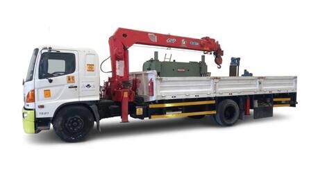 Dammam, Vehicles, Cars & Trucks , Hino Boom Truck,  2015,  Manual,  ,  Boom Truck Available For Rent, 7 Ton , TUV And With Valid Documents And Operator
