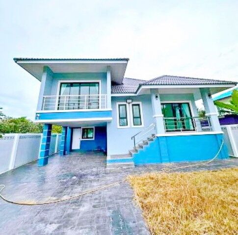 Bangkok, Villas, THB 17999,  100 Sq. Feet,  Transport Area 4 3.7 Km. Wat Lam Toi Ting 460 M. Wiboon Sathukit Rd. 2-story Detached