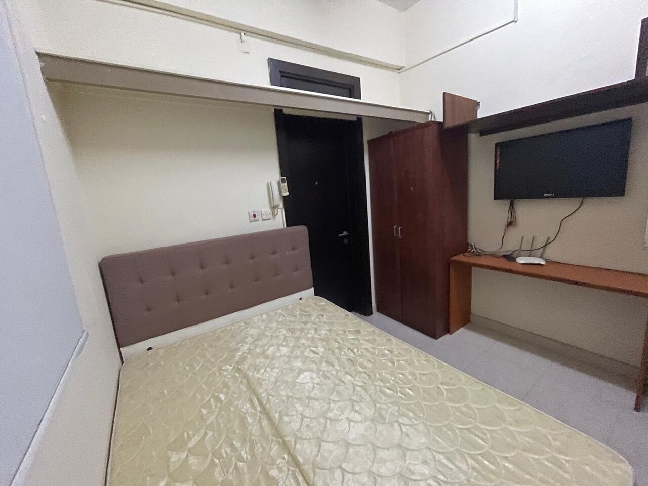 Adliya, Apartments, Flats, Houses & Villas, BHD 160/month,  Studio,  Fully Furnished Studio Flat In Adliya