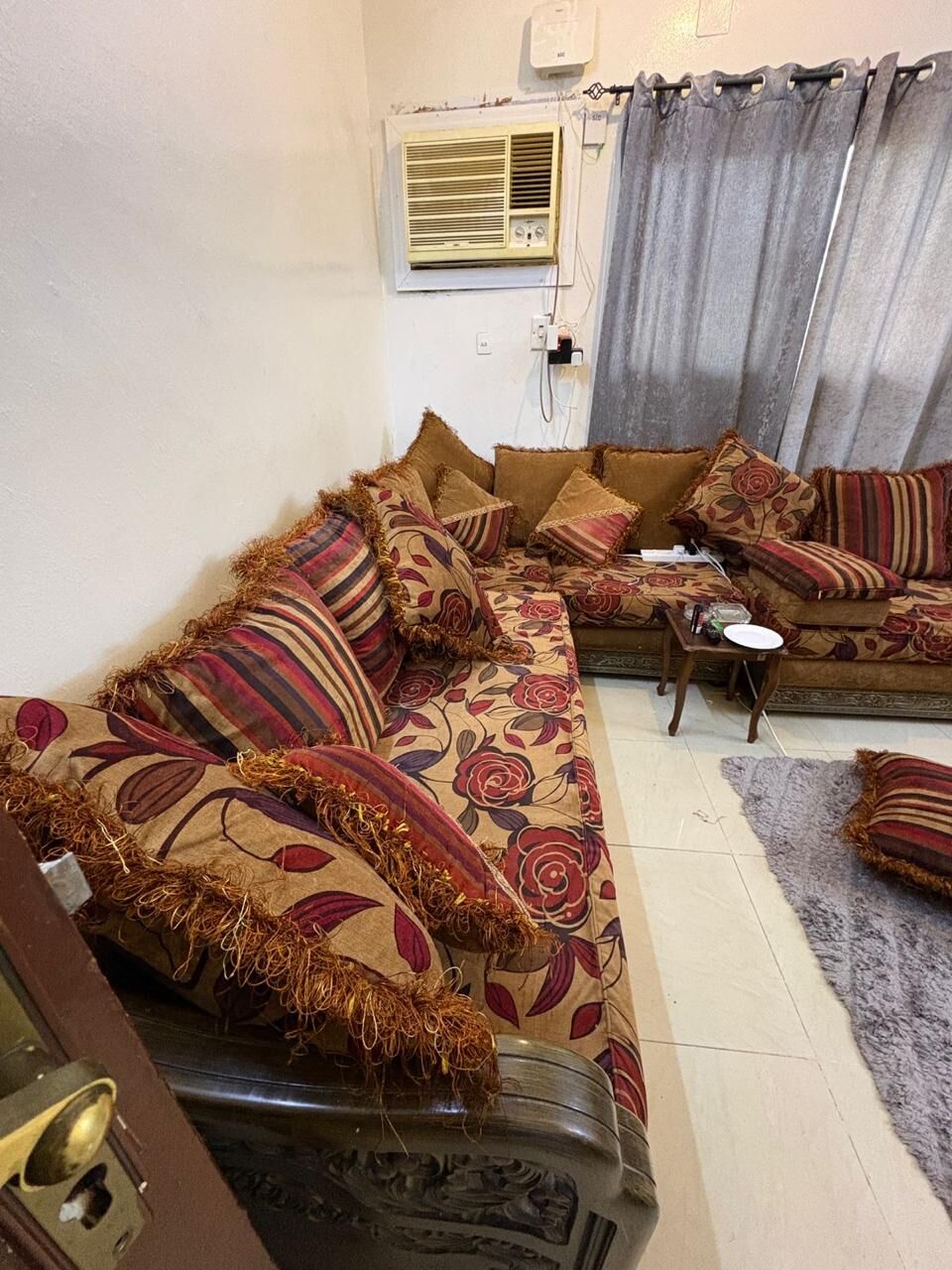 Madinah, Furniture, SAR 200,  Classic L-Shaped Arabic Sofa Set