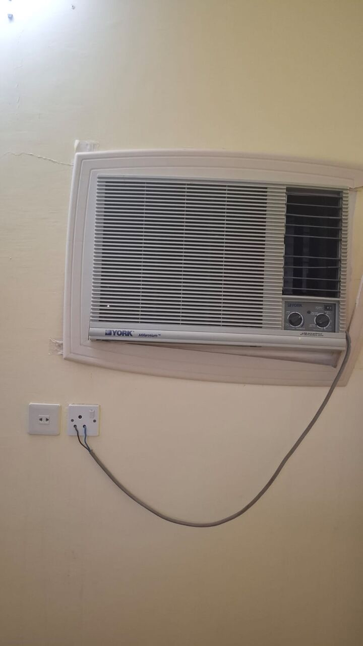 Yanbu, Air Conditioners, SAR 700,  AC - 2ton