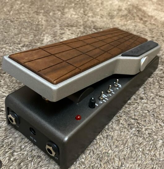Riyadh, Musical Instruments, SAR 450,  FENDER Tread-Light WAH PEDAL FOR SALE (Rarely Used)