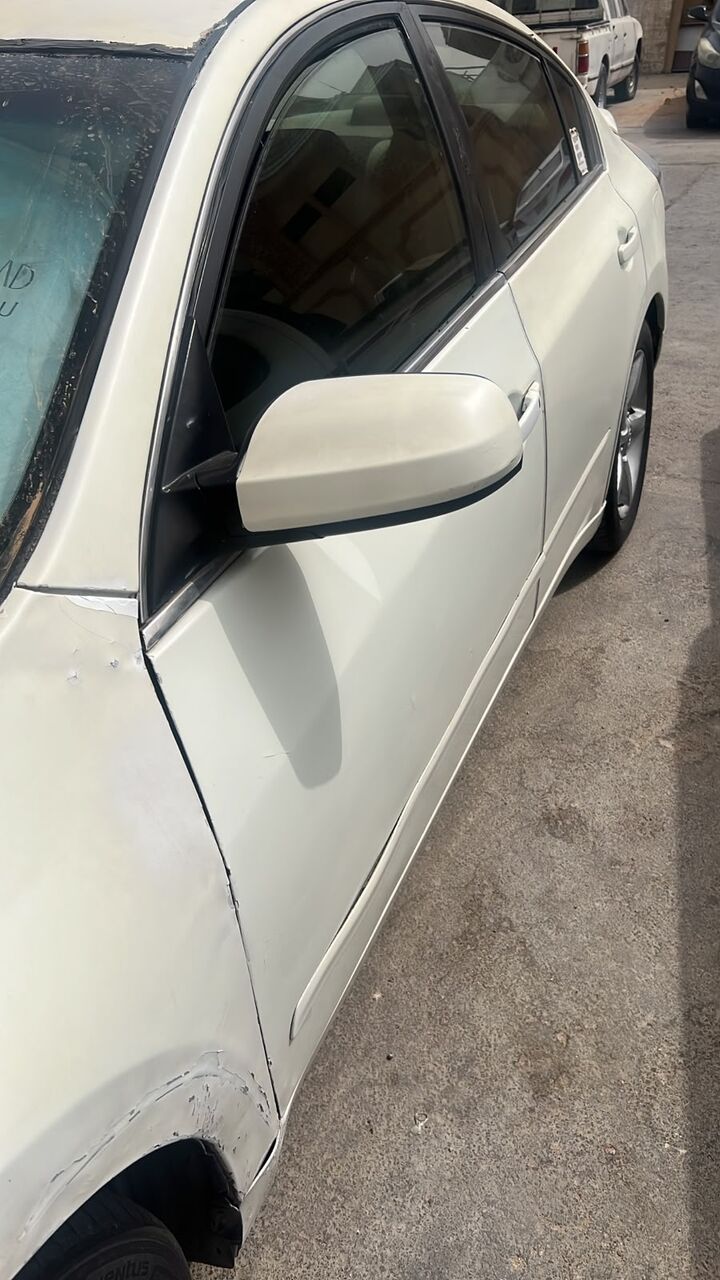Riyadh, Vehicles, Cars & Trucks , SAR 12000,  Nissan Altima,  2010,  Manual,  350000 KM,    | Well Maintained | Price: 12,000 SAR (Slightly Negotiable)