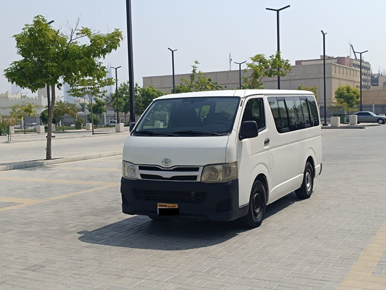 Manama, Vehicles, Cars & Trucks , BHD 3500,  TOYOTA HIACE,  2012,  Manual,  379000 KM,  16 SEATER