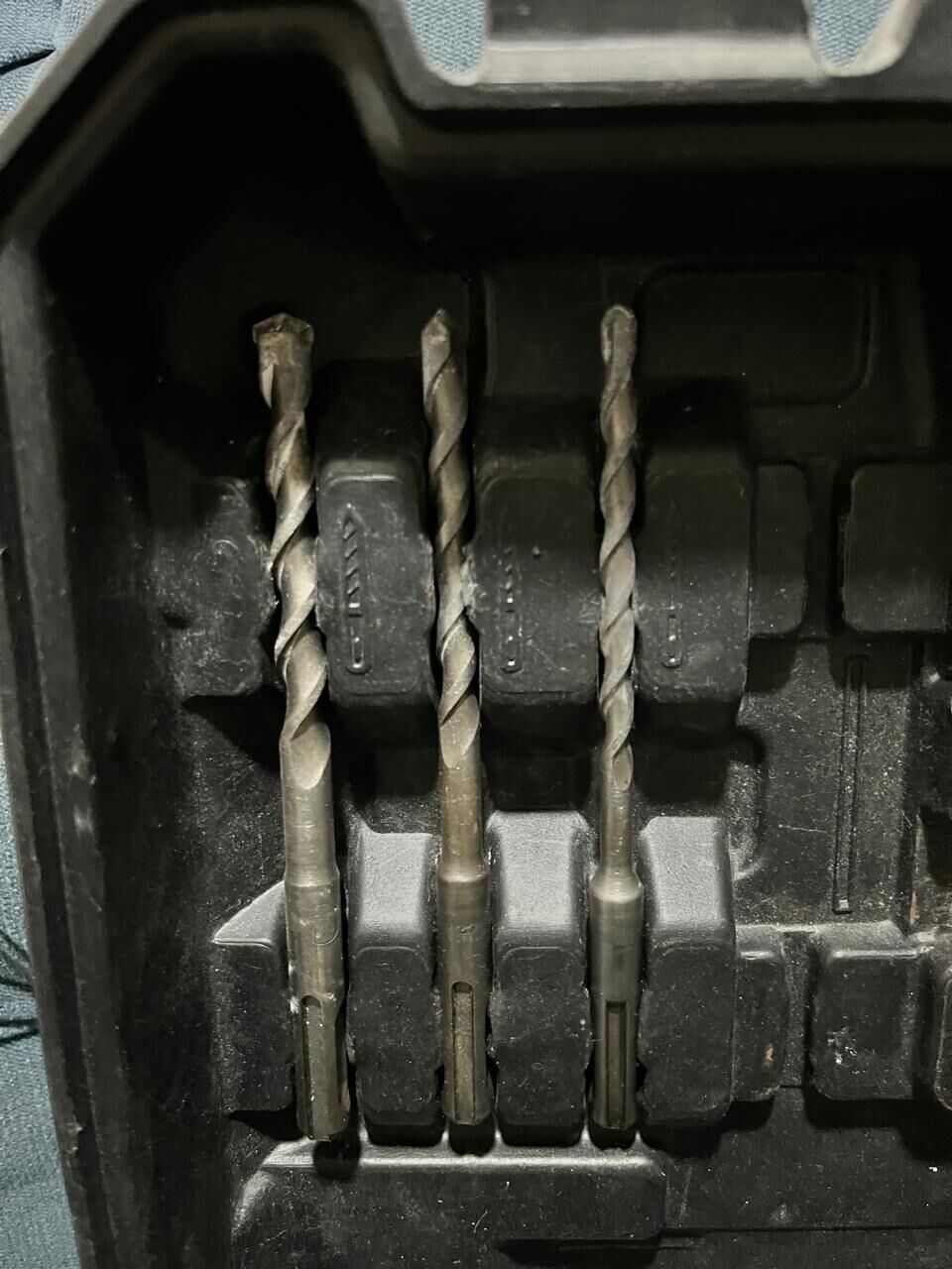 Khobar, Electrical & Plumbing, SAR 150,  HDMAX Rotary Hammer Drill With Case & SDS Bits