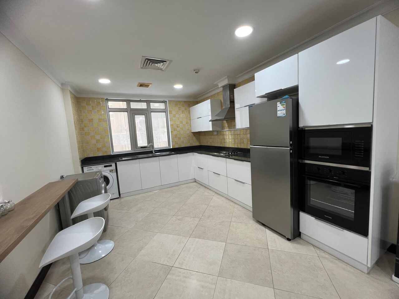 Juffair, Apartments, Flats, Houses & Villas, BHD 600/month,  Furnished,  3 BR,  3 Bedrooms Luxury Flat Fully Furnished In Juffair