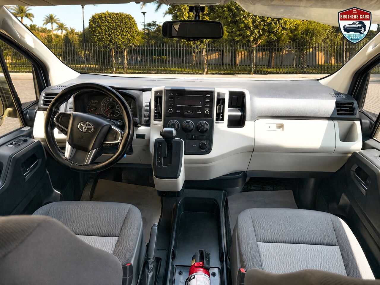 Manama, Vehicles, Cars & Trucks , BHD 100,  TOYOTA HIACE PASSENGER,  2023,  Automatic,  81000 KM,    MODEL FOR SALE