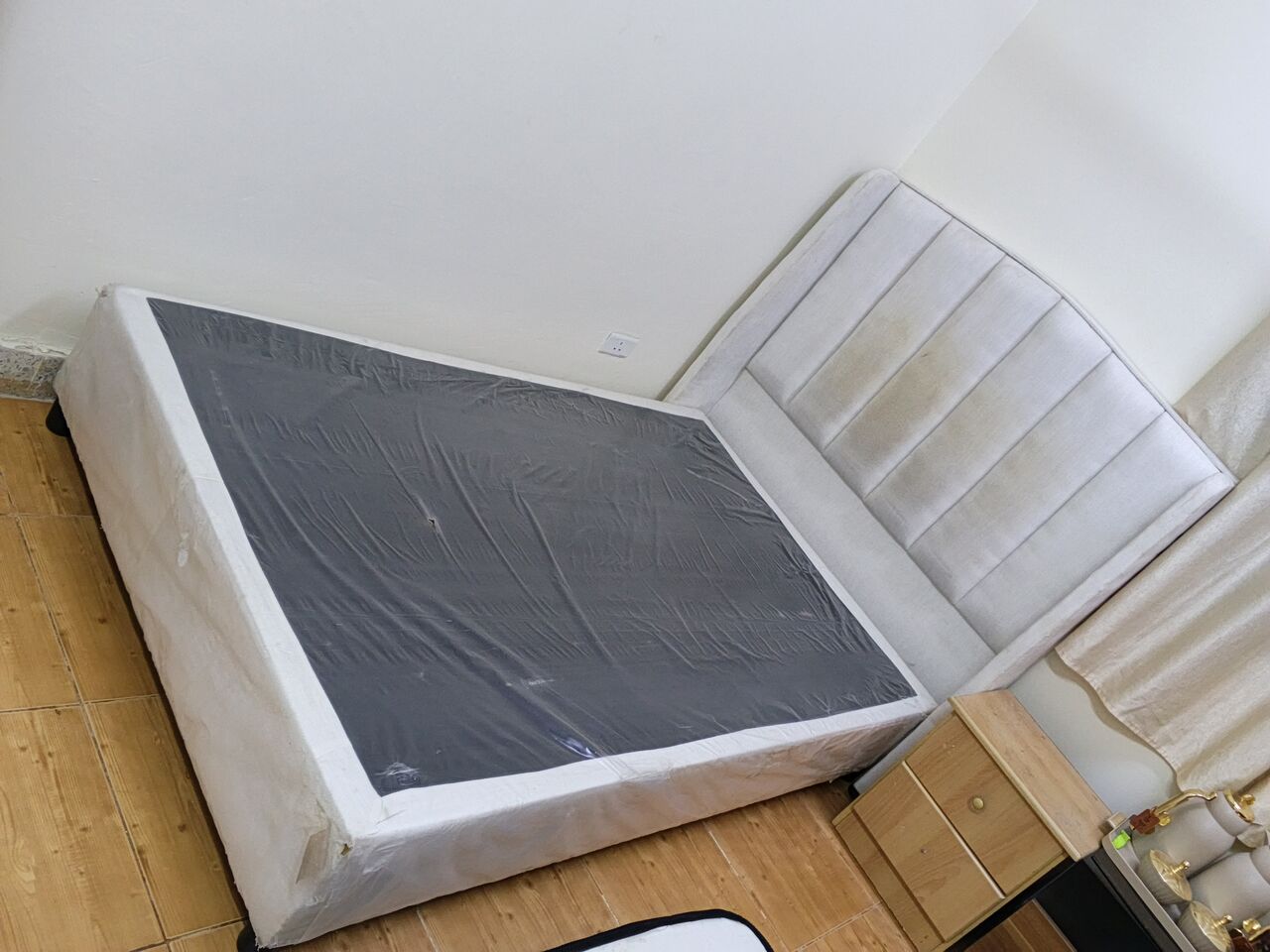 Al Sharafeyah, Household Items, SAR 250,  Beds For Sale,  Semi Double Size : 200/120 Cm