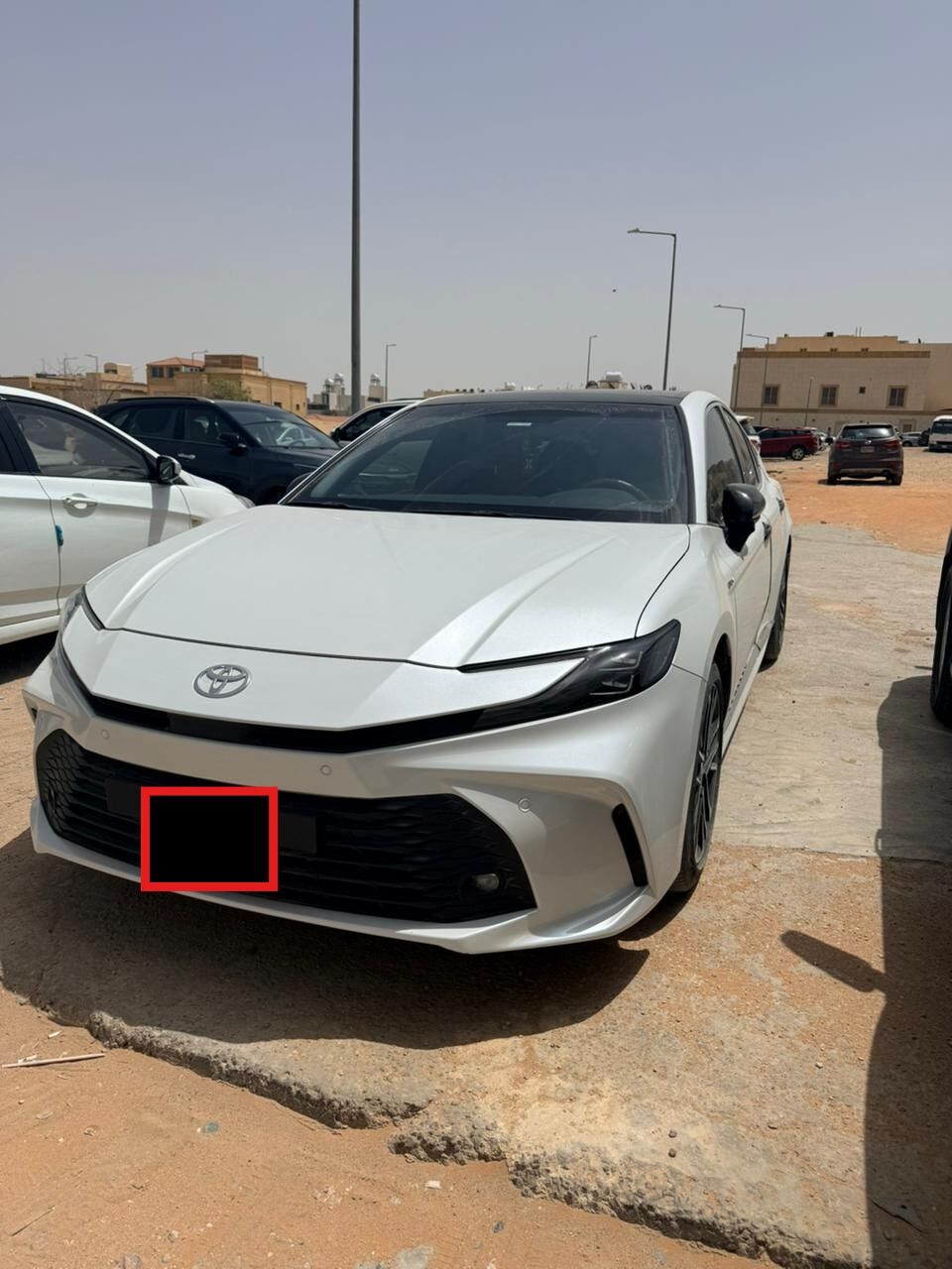 Riyadh, Vehicles, Cars & Trucks , SAR 107000,  Toyota Camry LE Hybrid,  2025,  Automatic,  35680 KM,  Urgent Sale: Toyota Camry LE HEV  Used Only For 16 Months