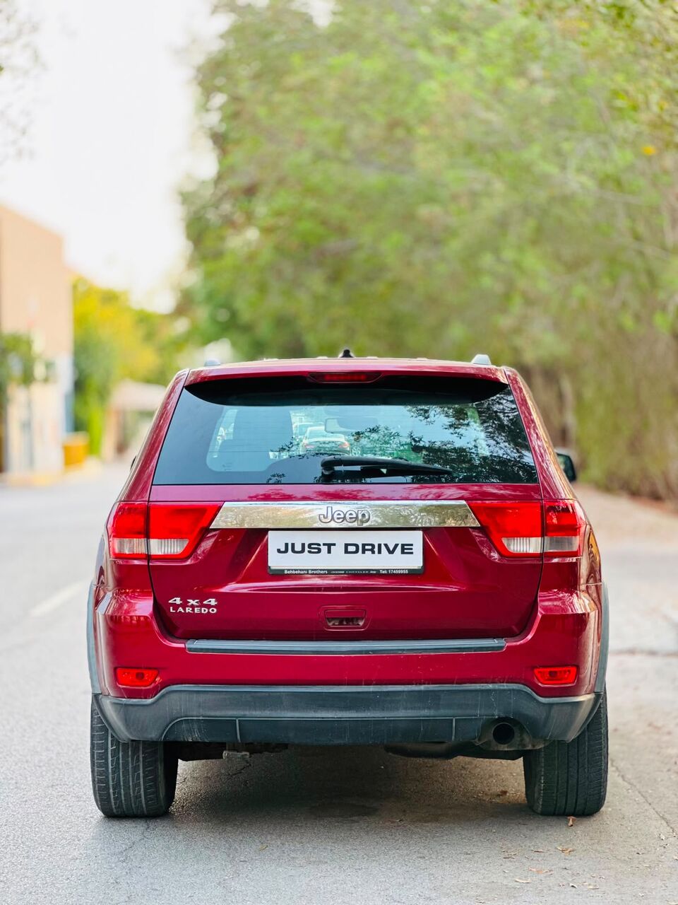 Segaya, Vehicles, Cars & Trucks , BHD 2500,  Jeep Cherokee,  2012,  Automatic,  250000 KM,   LAREDO  MODEL WELL MAINTAINED 7 SEATER SUV CALL OR WHATSAPP ON 35400768