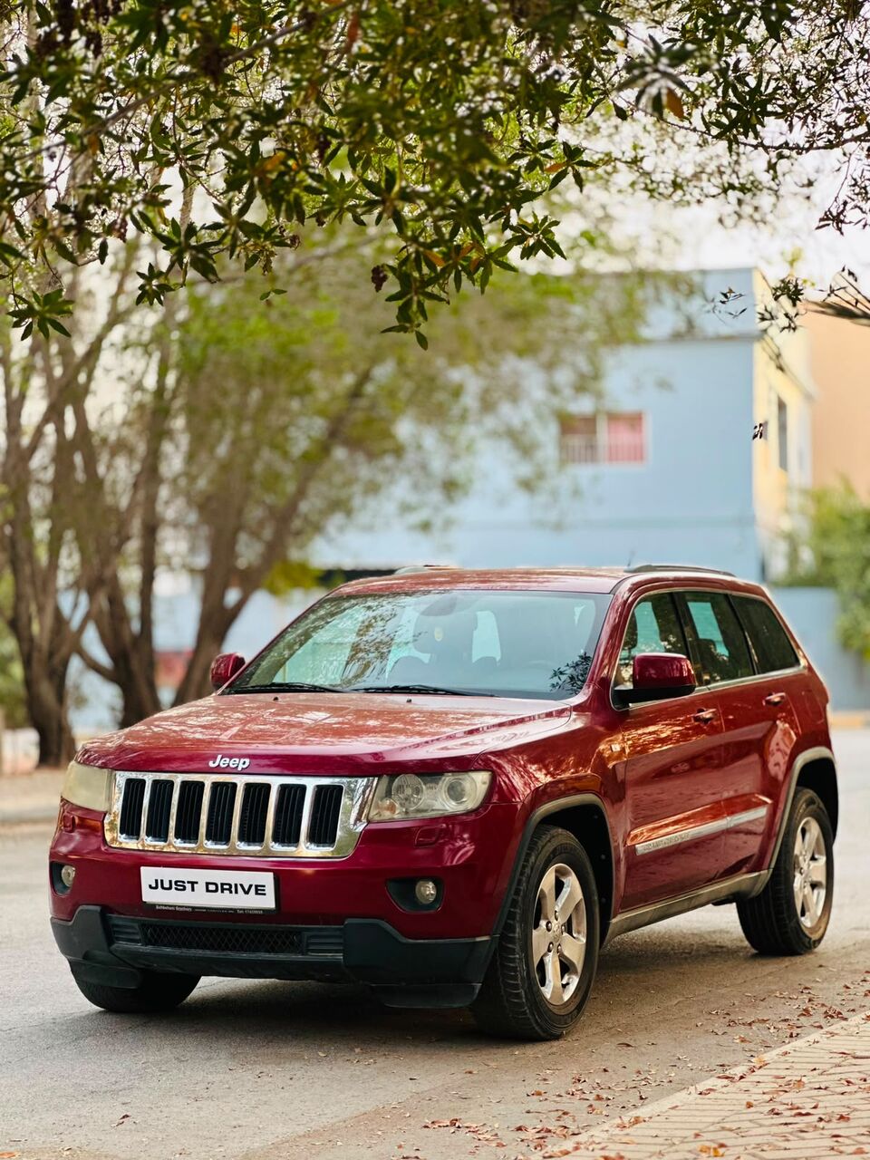 Segaya, Vehicles, Cars & Trucks , BHD 2500,  Jeep Cherokee,  2012,  Automatic,  250000 KM,   LAREDO  MODEL WELL MAINTAINED 7 SEATER SUV CALL OR WHATSAPP ON 35400768