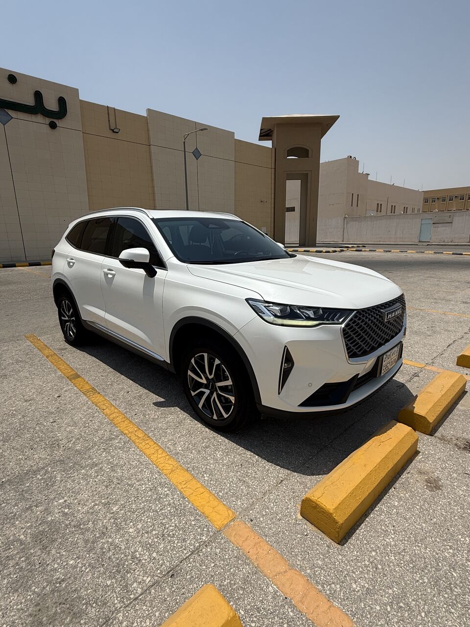 Khobar, Vehicles, Cars & Trucks , SAR 66500,  Haval H6 2023,  2023,  Automatic,  33100 KM,  Full Option With Sunroof
