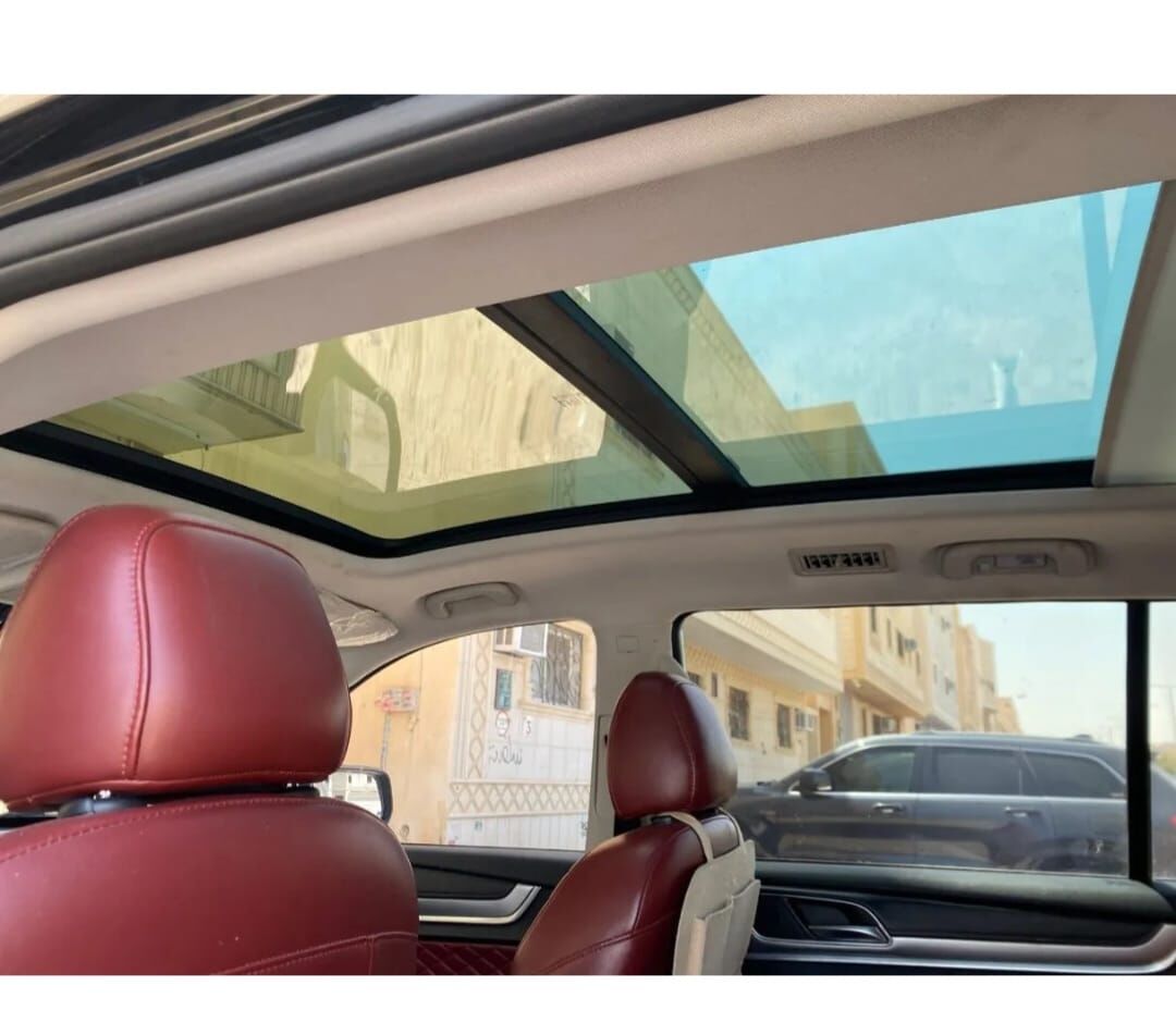Riyadh, Vehicle Lease Transfer, SAR 1900,  MG Rx8 Lux Black 2022 Model For Sale Or Lease Transfer