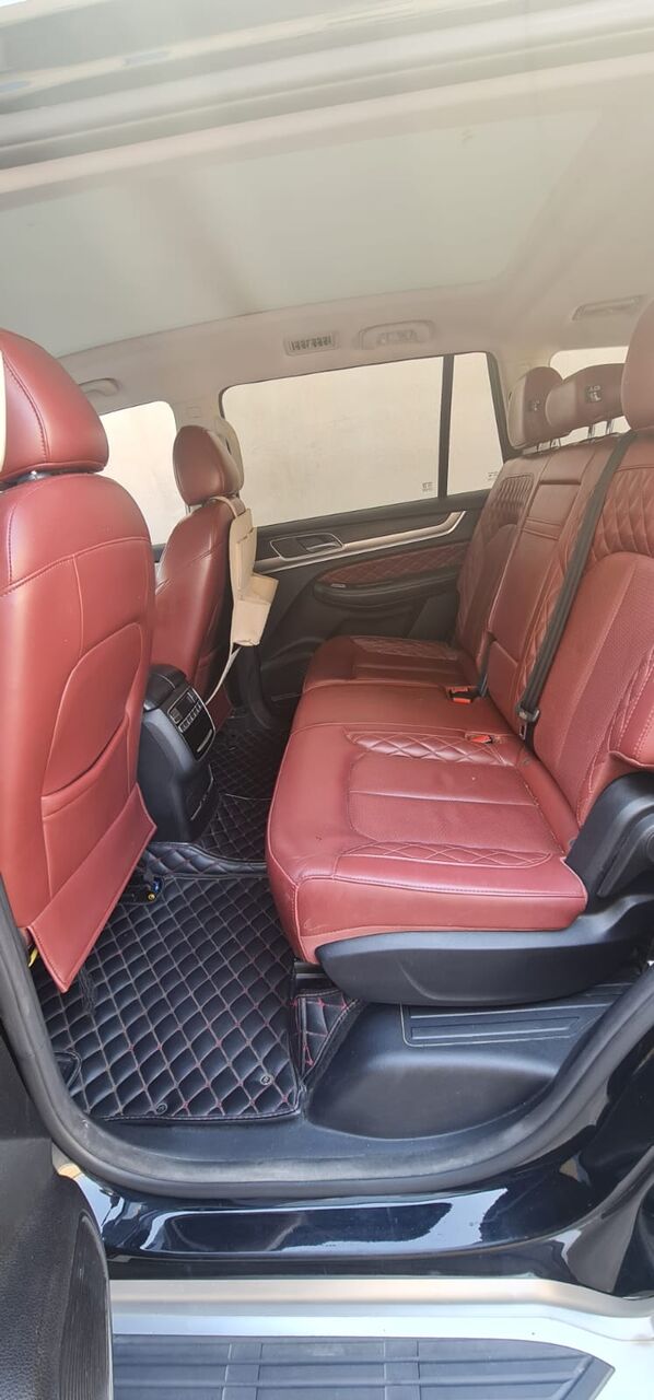 Riyadh, Vehicle Lease Transfer, SAR 1900,  MG Rx8 Lux Black 2022 Model For Sale Or Lease Transfer