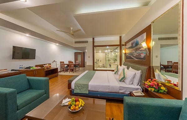 Bhubaneswar, Restaurants, Star Accommodation In Bhubaneswar
