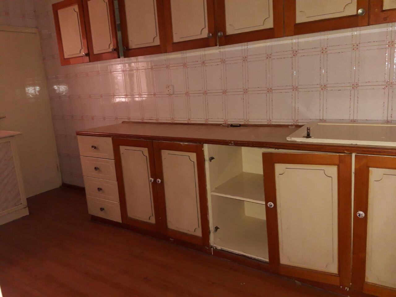 Gudaibiya, Apartments, Flats, Houses & Villas, BHD 170/month,  2 BR,  # 2  BEDROOMS,2  BATHROOM,HALL, KITCHEN,FLAT FOR RENT IN GUDAIBIYA NEAR TO ROZANA HOTEL#