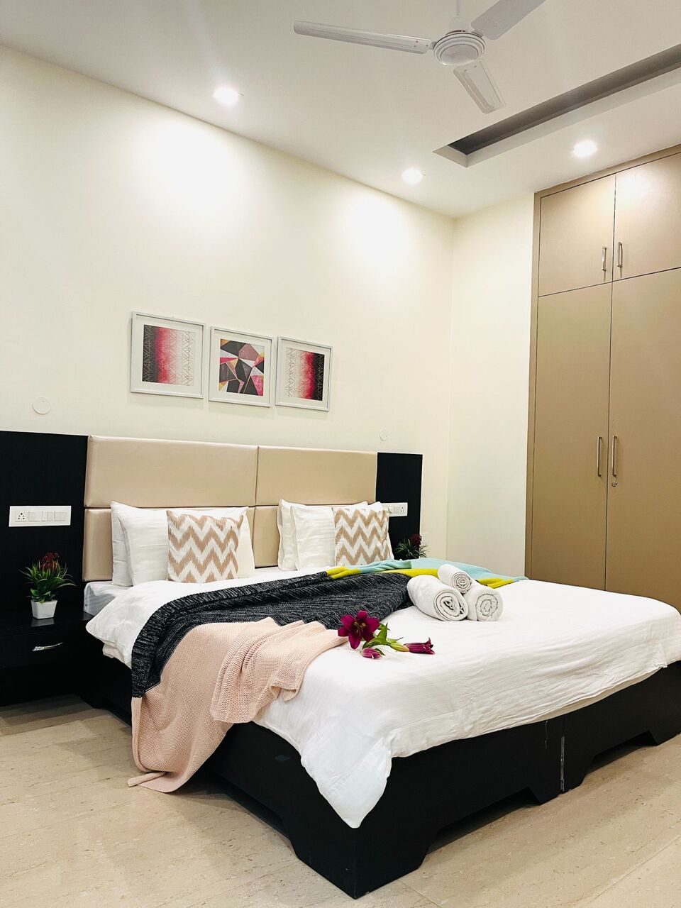 Gurgaon, Apartments, Flats, Houses & Villas, INR 4000/day,  Furnished,  1 BR,  450 Sq. Feet,  Olive Service Apartments Gurgaon