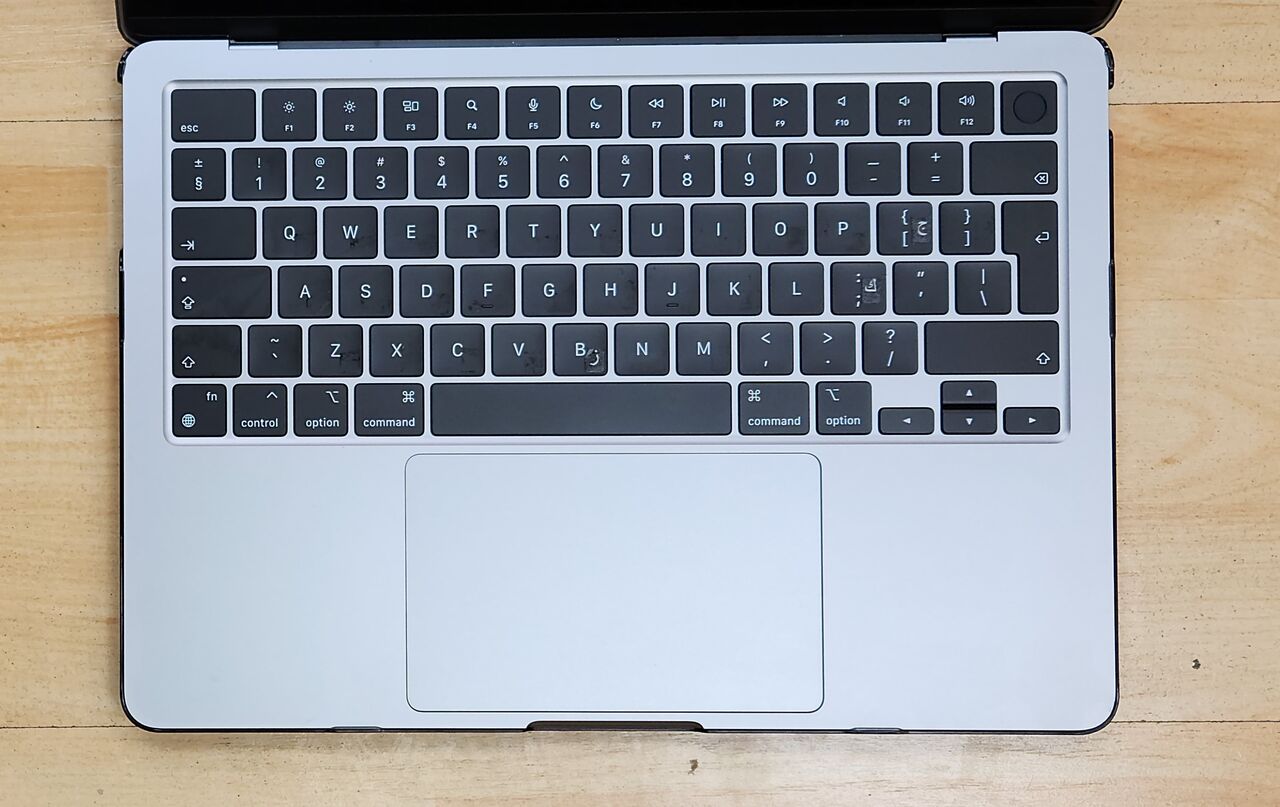 Riyadh, Computers, SAR 2399,  MacBook Air M2 13.6&rdquo; 8GB 256GB BC:66(90%)